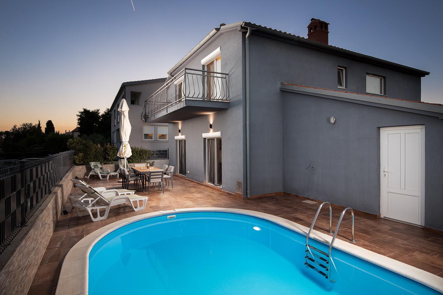 Villa Papillon - Top Ausgestattete Ferienoase Pula Exterior photo